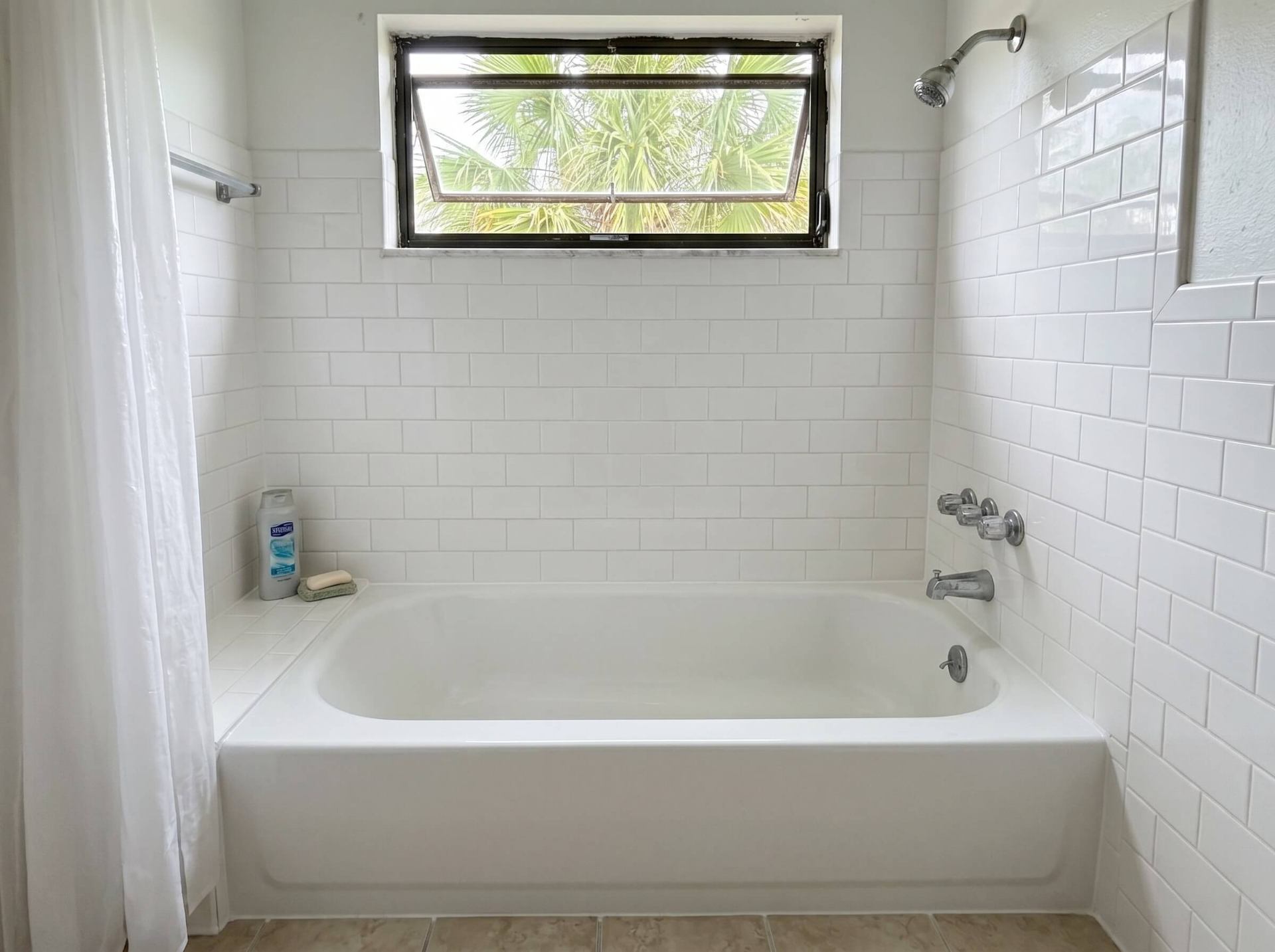 After — Bathtub Refinishing